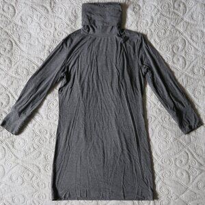 Gray Three Quarter Sleeve Kit + Ace Turtleneck Tunic